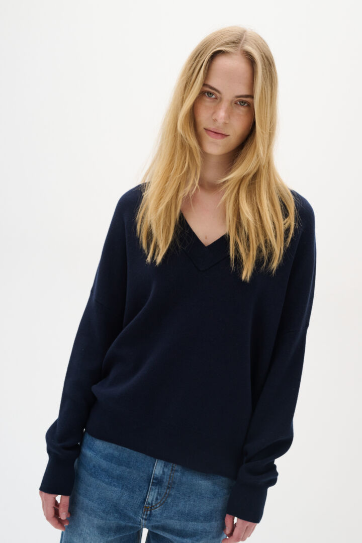 Foster V-Neck Pullover
