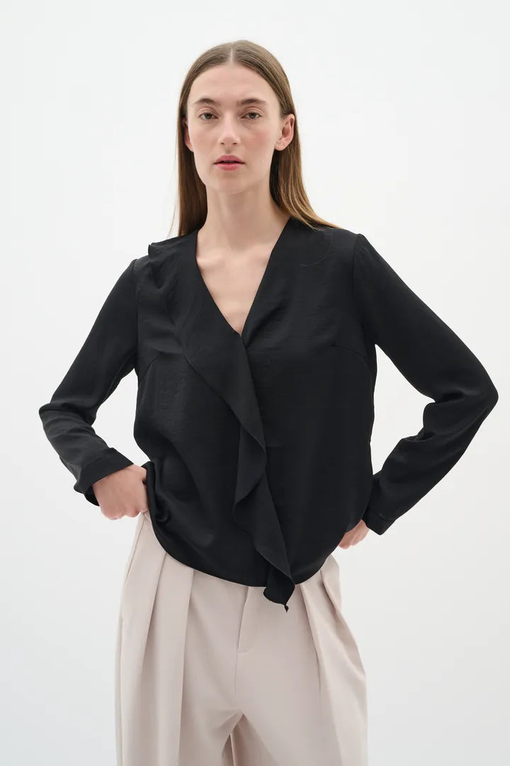 Auda Blouse