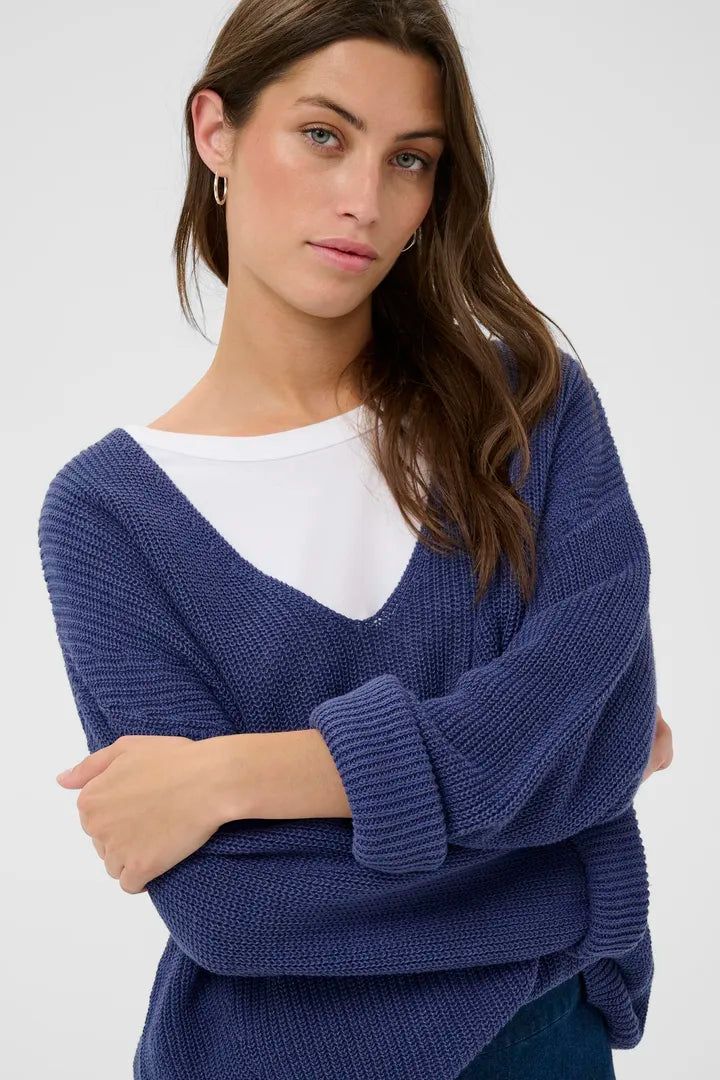 Etronas Sweater