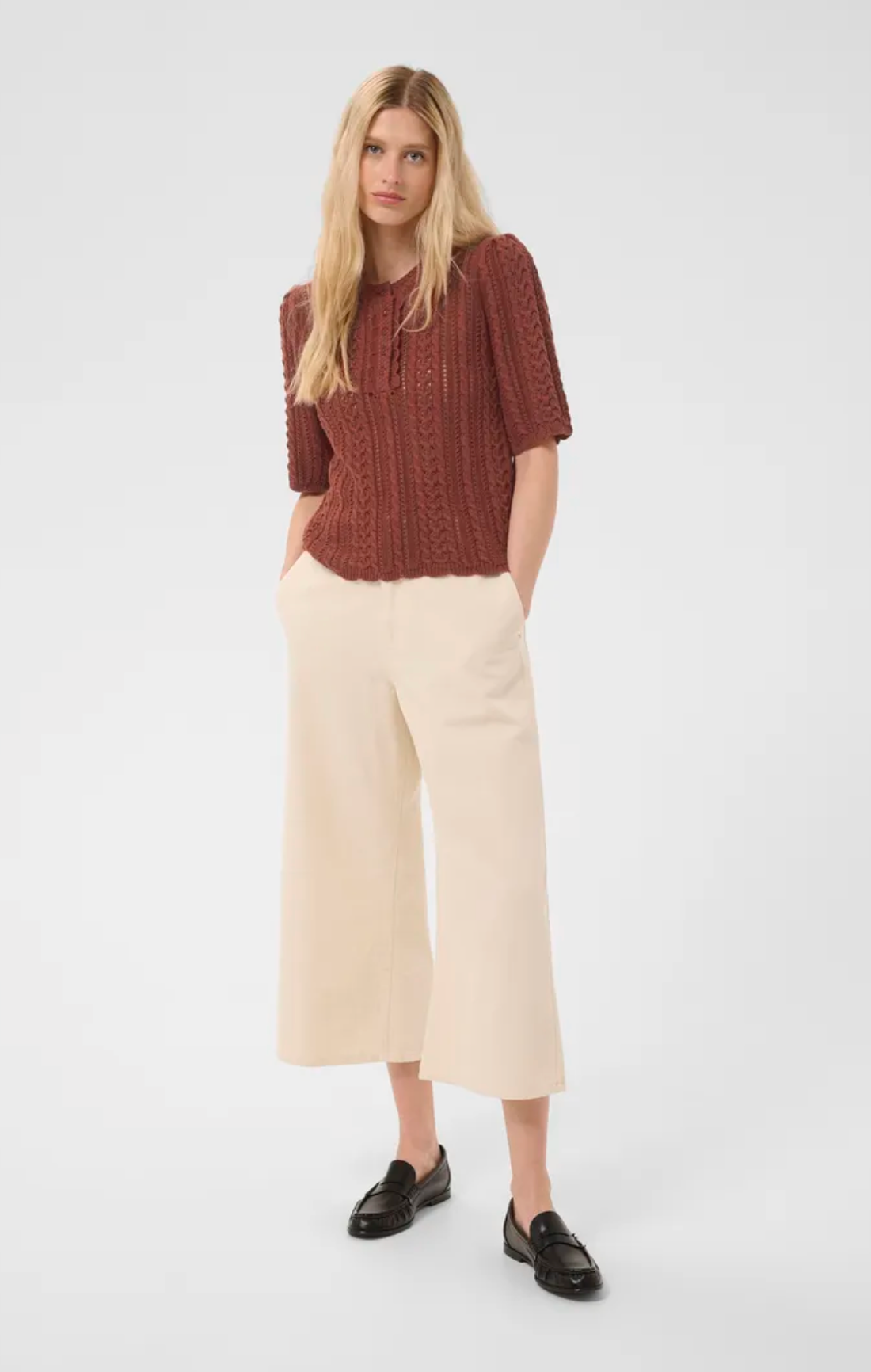 Darnella Knit
