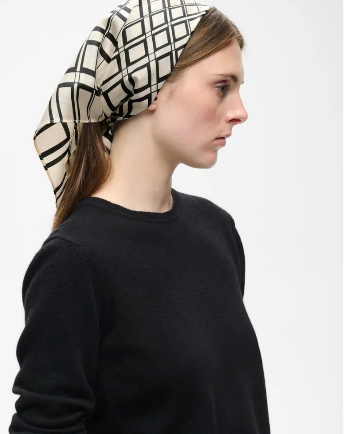 Rafiqa Scarf