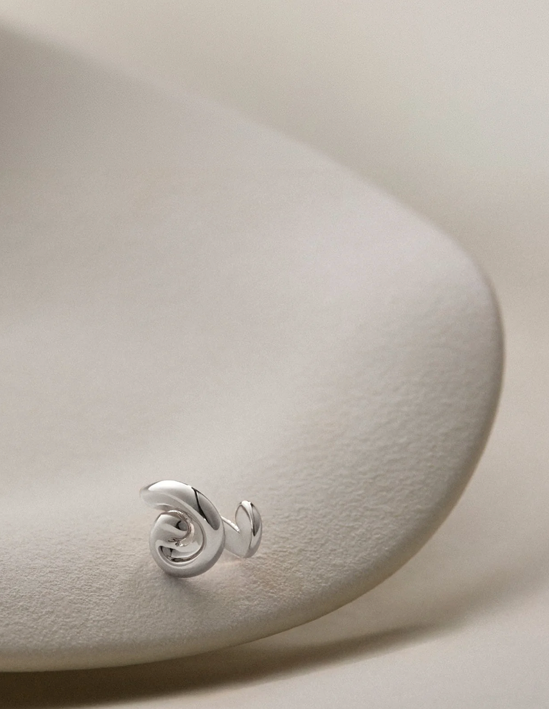 Gio Ear Cuff