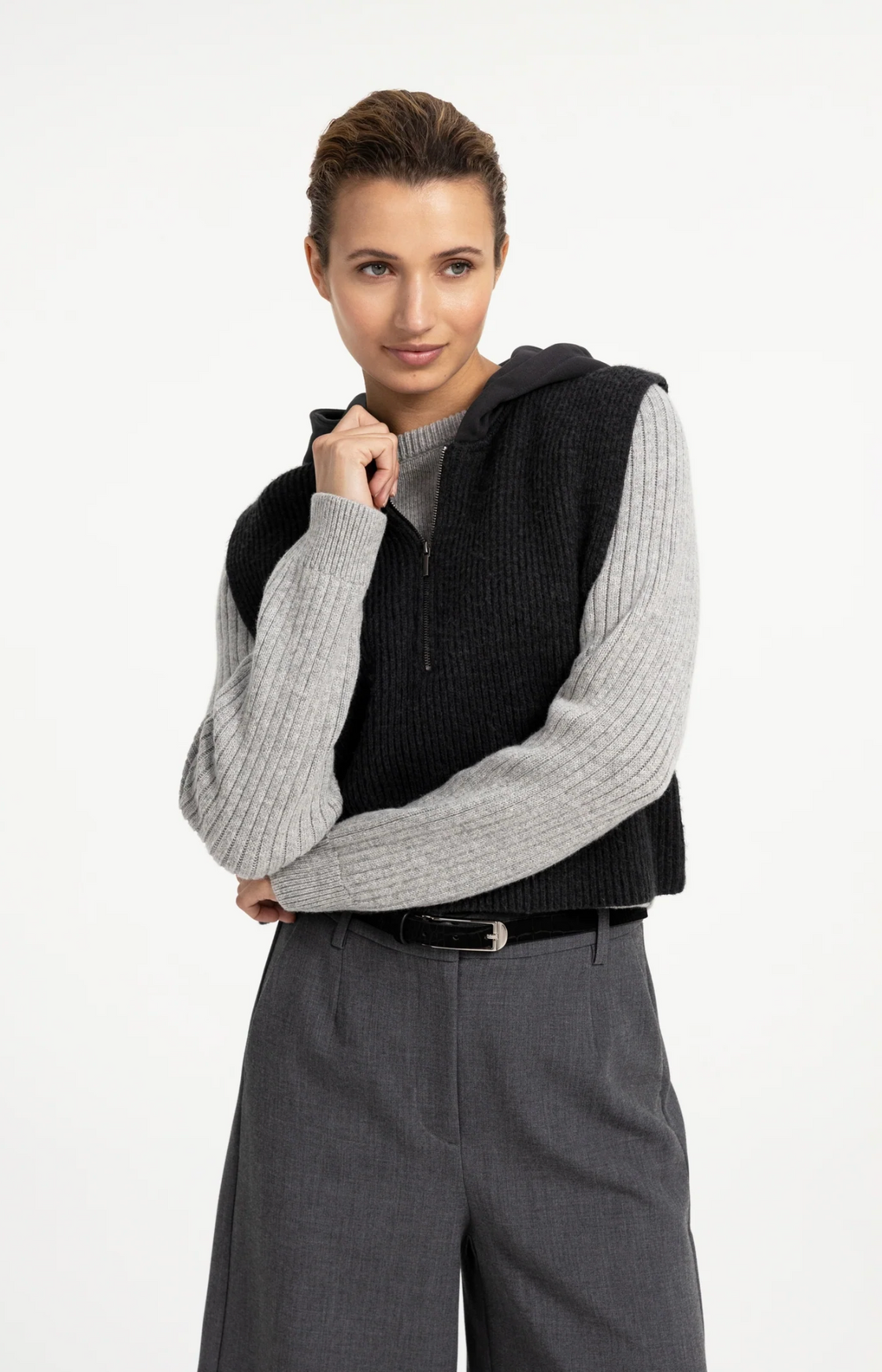Sleeveless Sweater with Jersey Hoodie