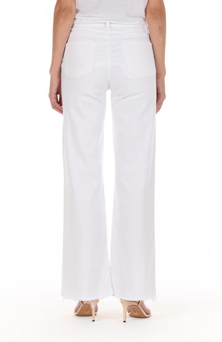 Katie Magnolia White
